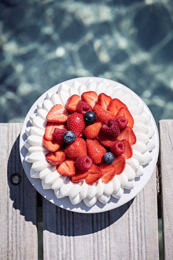 Pavlova aux fruits rouges de Cyril Lignac