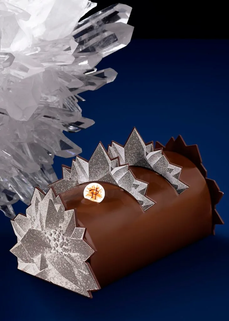 Pierre Hermé, bûche Fragments de cristaux de verre 