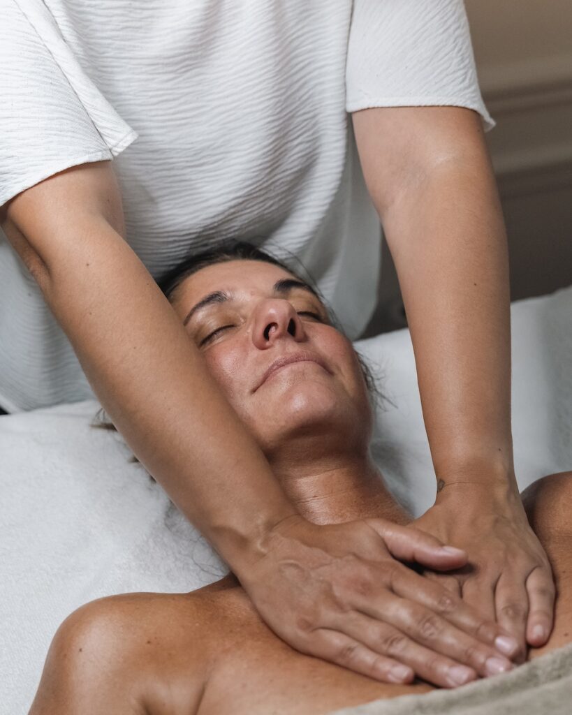 Massage Kobig-A.d chez Anne Cali, la détente avant tout