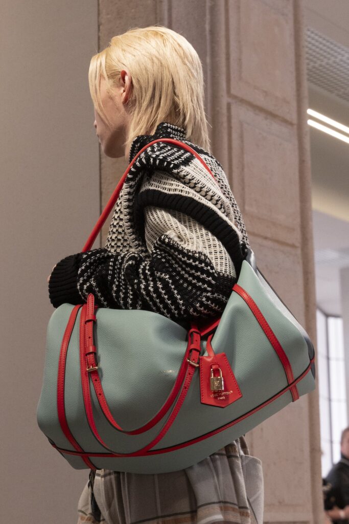 Louis Vuitton Express Bag star du podium