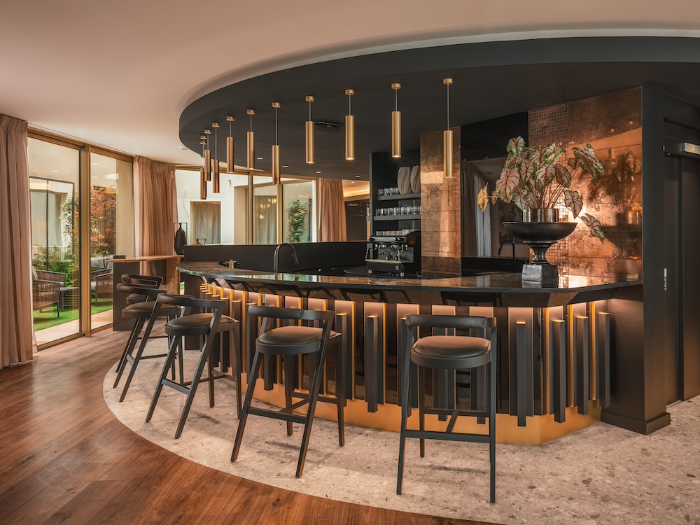 Le bar, une perle de convivialité