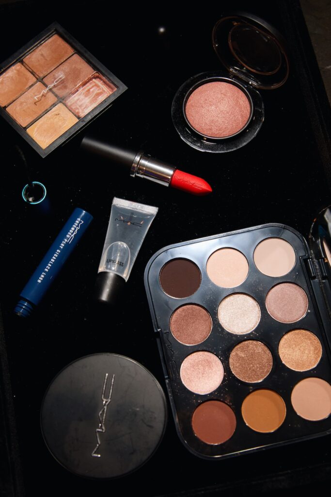 Palette M.A.C Cosmétics versus sa nouvelle ambassadrice, Doja Cat