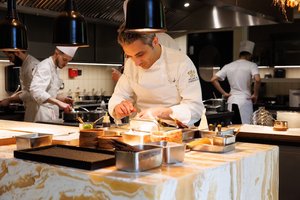 Rémi CHambard, chef étoilé aux Étangs de Corot Relais & Châteaux 