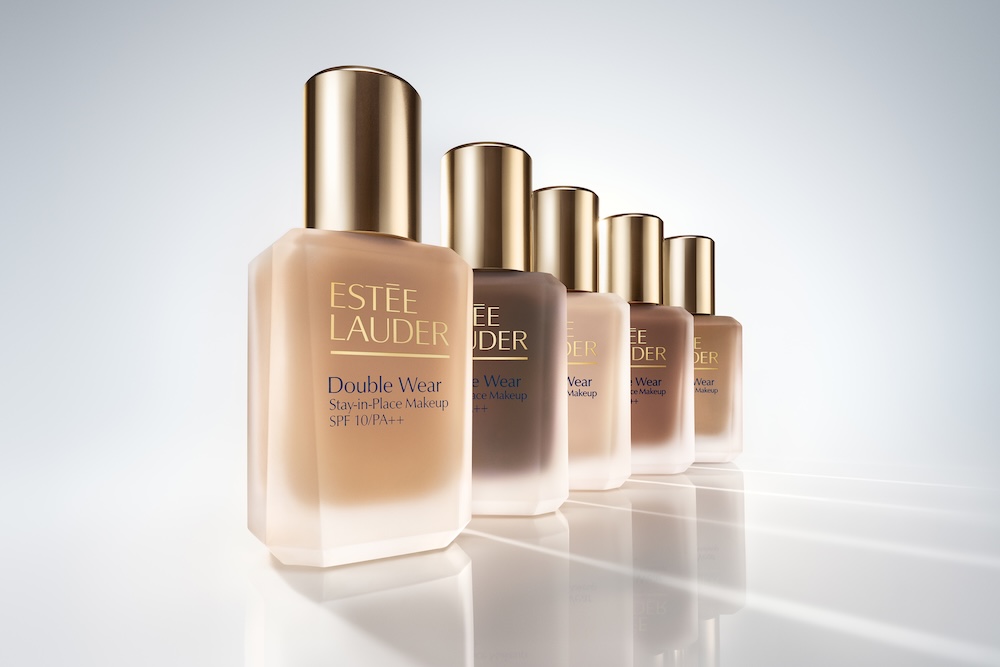 54 teintes pour le nouveau fond de teint Double Wear Estee lauder