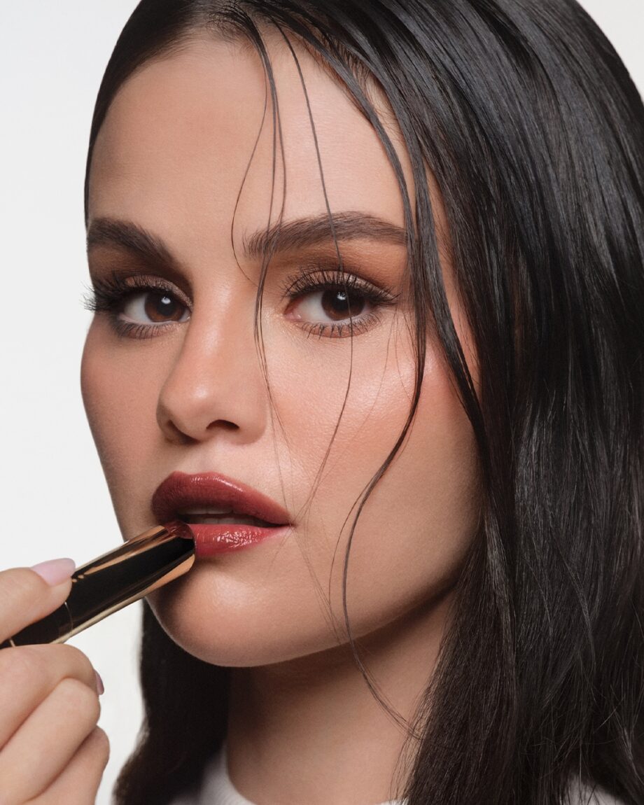 Selena Gomez, des lèvres bien hydratées et nourries pour l'été