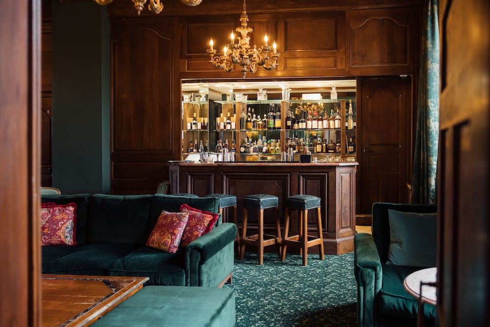 Le bar à l’anglaise de Sources de Vougeot en Bourgogne