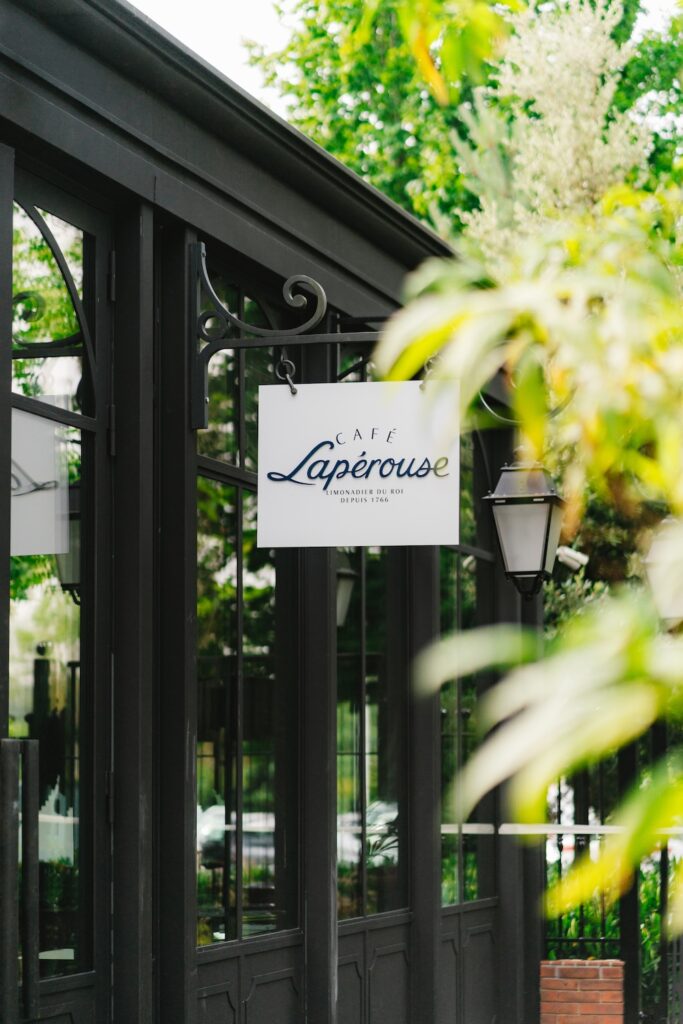 Café Lapérouse l’enseigne arrive à La Vallée Village