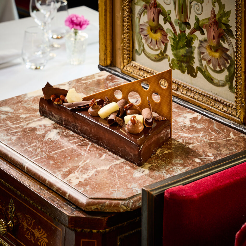 Une symphonie chocolatée signée Guy Martin pour le Grand Véfour