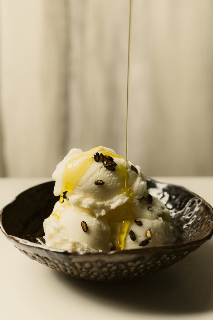 Fumo, la glace à l’huille d’olive et cardamome
