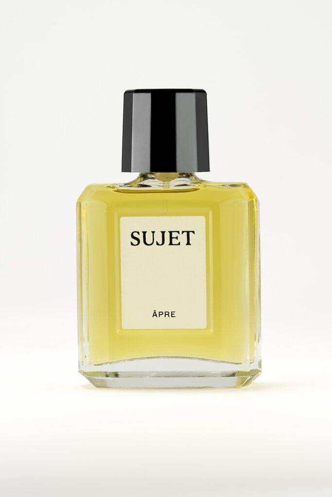 Âpre de Typology, une fragrance incandescente